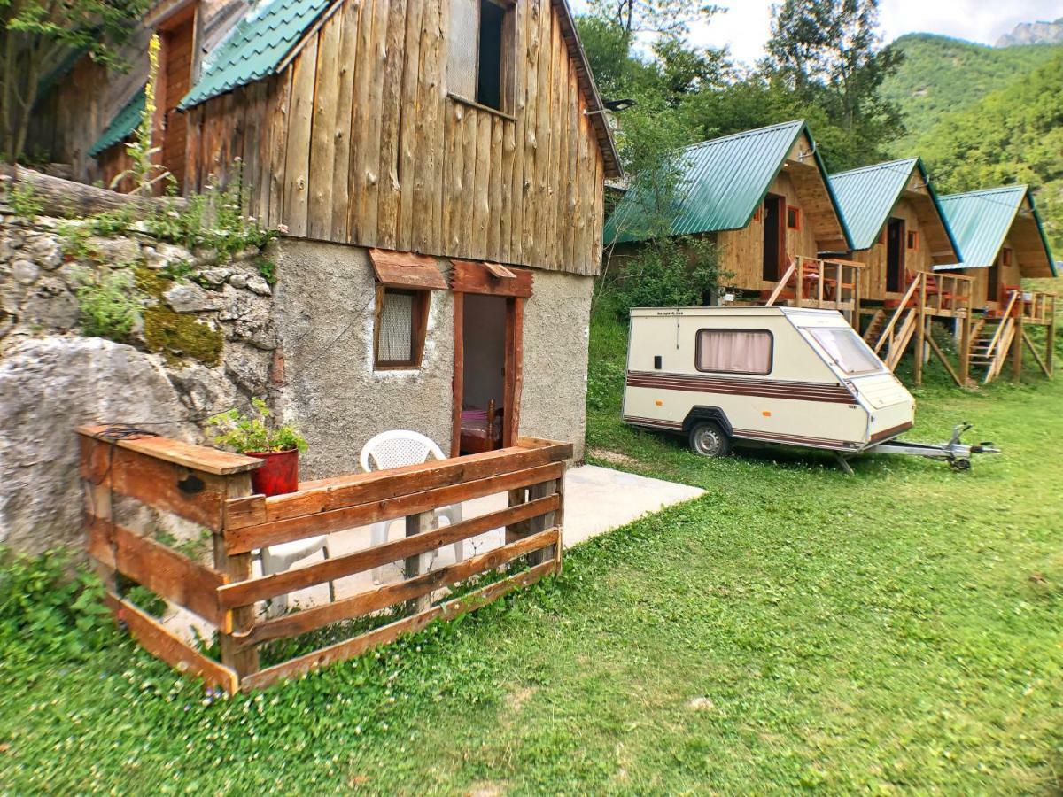 Kamp Vrbnica Hotel Plužine Exterior foto