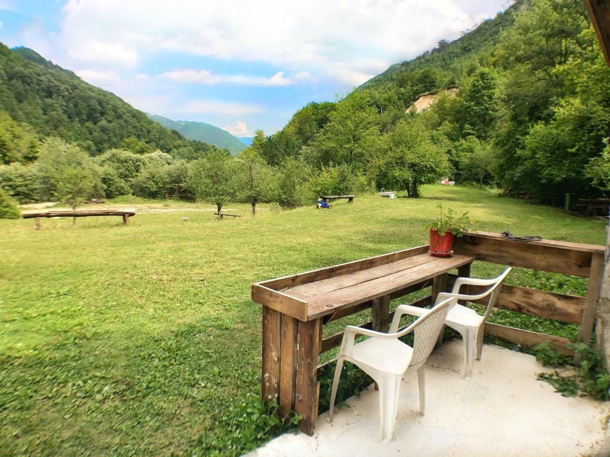 Kamp Vrbnica Hotel Plužine Exterior foto