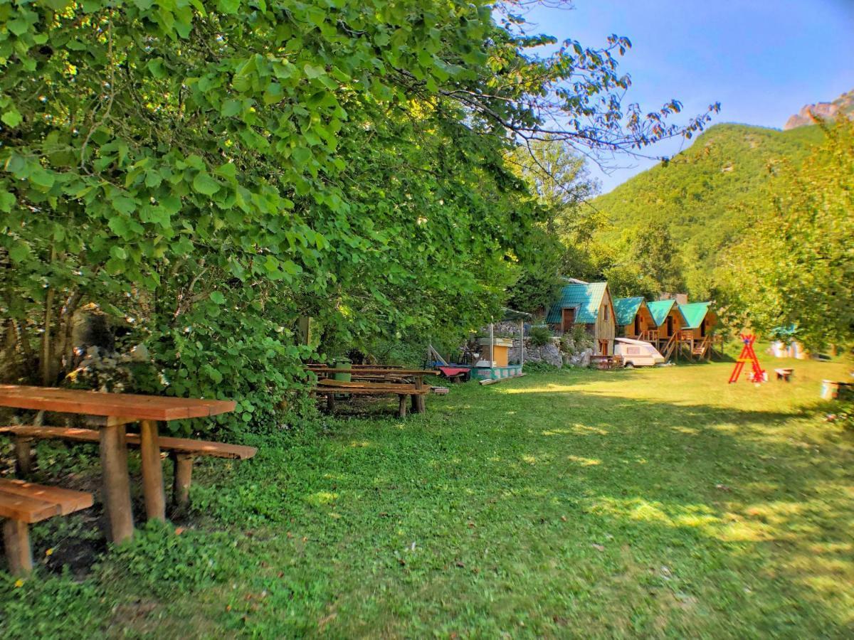 Kamp Vrbnica Hotel Plužine Exterior foto