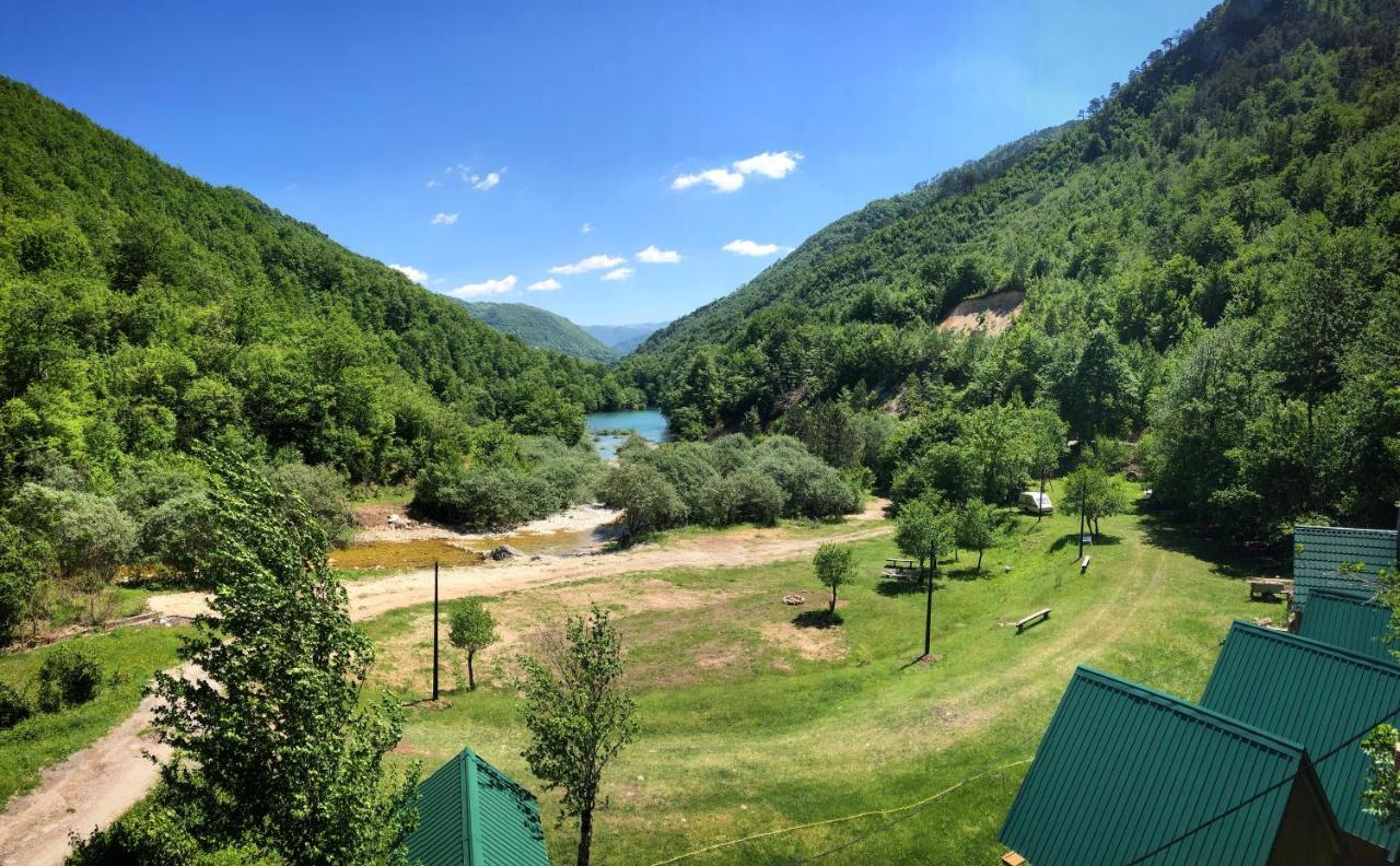 Kamp Vrbnica Hotel Plužine Exterior foto